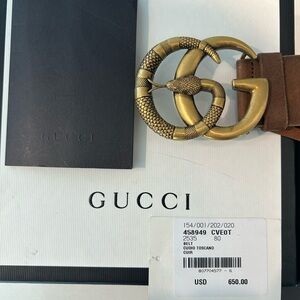 GUCCI LEATHER BELT WITH DOUBLE G BUCKLE WITH SNAKE IN BROWN